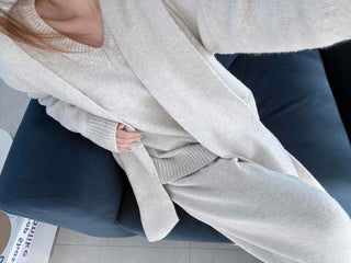 Minimal V-neck Long Pants Shoulder Shawl Knit Tracksuit Set