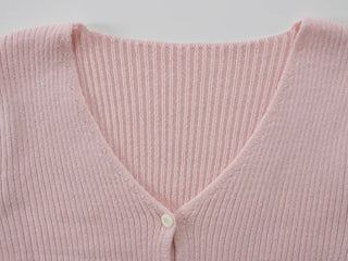 Leon V-neck Ribbed Cardigan