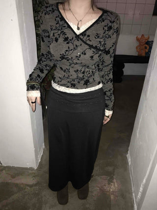 Velvet Embroidered V-neck T-shirt