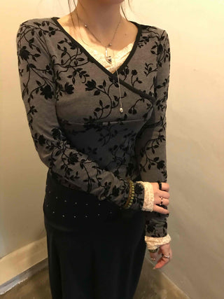Velvet Embroidered V-neck T-shirt