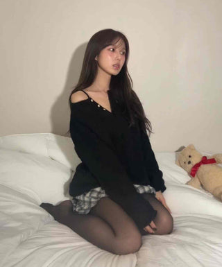 Shoulder-Cut Pearl Button V-Neck Knit