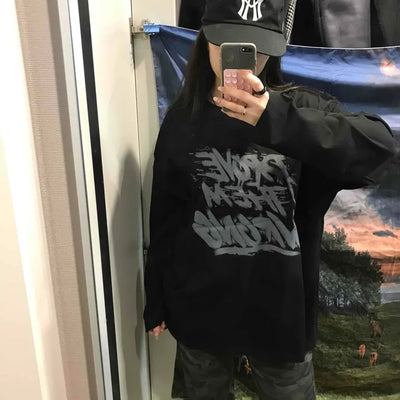 Graffiti Lettering Oversized Loose Round Long Sleeve Tee