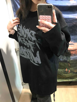 Graffiti Lettering Oversized Loose Round Long Sleeve Tee