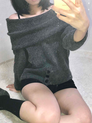Off-shoulder Oversized Turtleneck Knit
