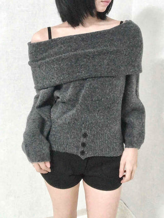 Off-shoulder Oversized Turtleneck Knit