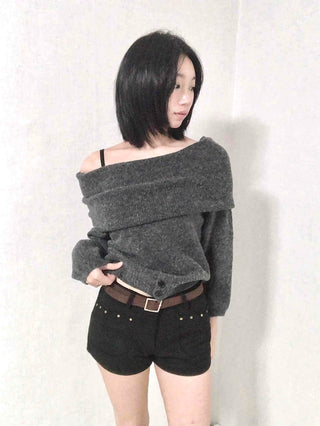 Off-shoulder Oversized Turtleneck Knit