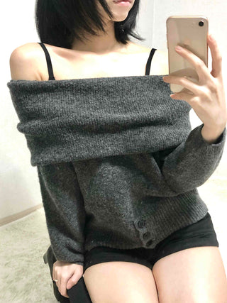 Off-shoulder Oversized Turtleneck Knit