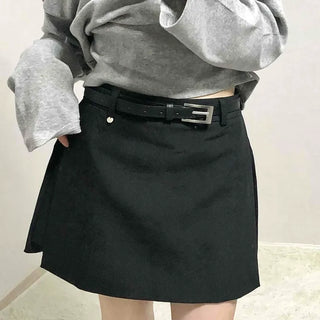 Side Pleated Belted Golf Shorts