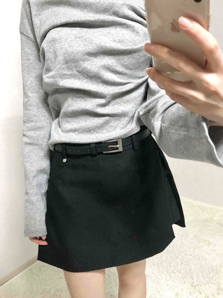 Side Pleated Belted Golf Shorts