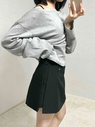 Side Pleated Belted Golf Shorts