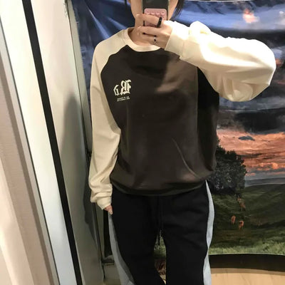 Lettering Raglan Sweatshirt