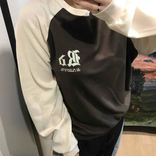Lettering Raglan Sweatshirt