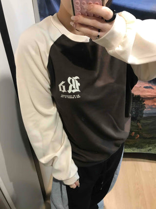 Lettering Raglan Sweatshirt