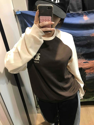 Lettering Raglan Sweatshirt