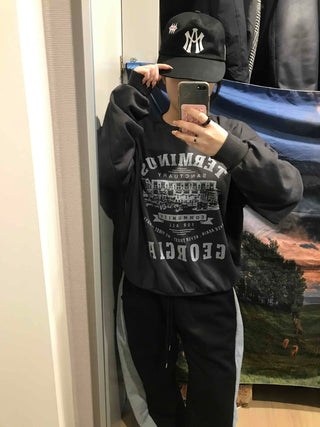 Street Cover Print Loose Fit Sweatshirt