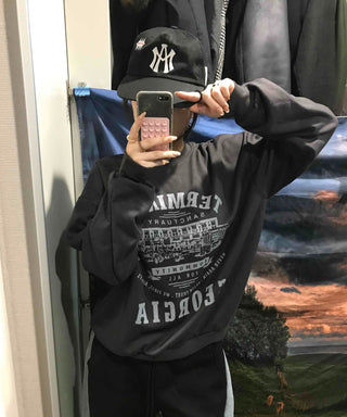 Street Cover Print Loose Fit Sweatshirt