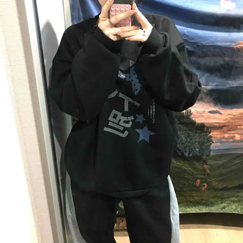 Star Graphic Loose Fit Fleece-Lined Sweatshirt