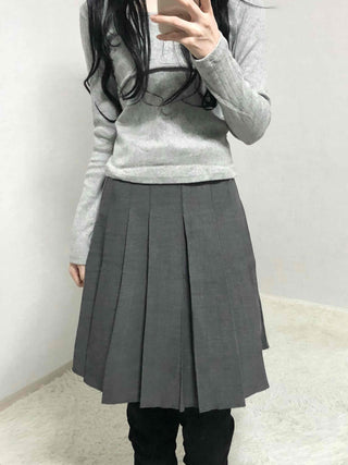 Classic High-Waisted Belted Pleated Skirt
