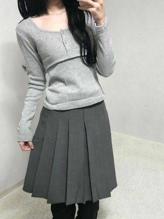 Classic High-Waisted Belted Pleated Skirt