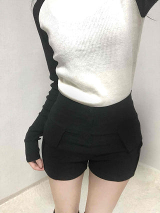 Daily Pocket Detail High-Waisted Shorts