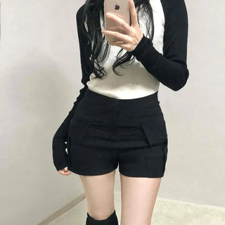 Daily Pocket Detail High-Waisted Shorts