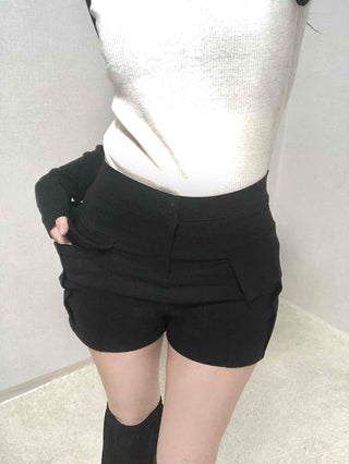 Daily Pocket Detail High-Waisted Shorts