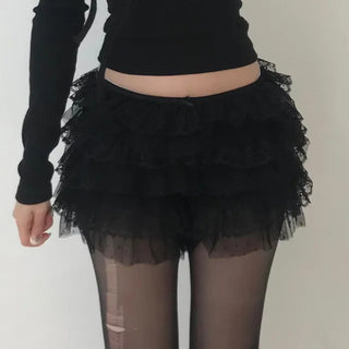 Yuna Lace Frill Shorts Pants