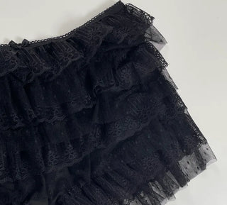 Yuna Lace Frill Shorts Pants