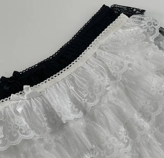 Yuna Lace Frill Shorts Pants