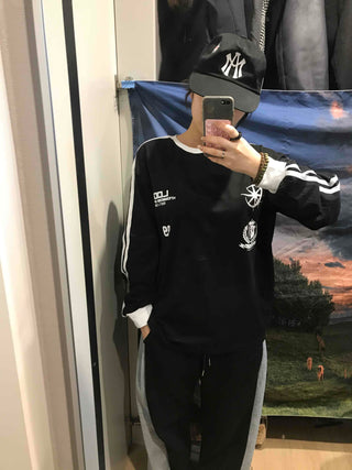 Emblem Patch Shoulder Line Long Sleeve T-shirt