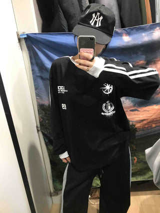 Emblem Patch Shoulder Line Long Sleeve T-shirt