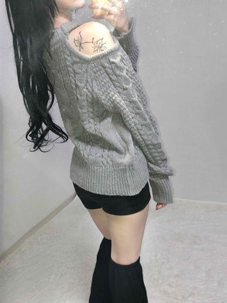 Open Shoulder Cable Loose Fit Knit