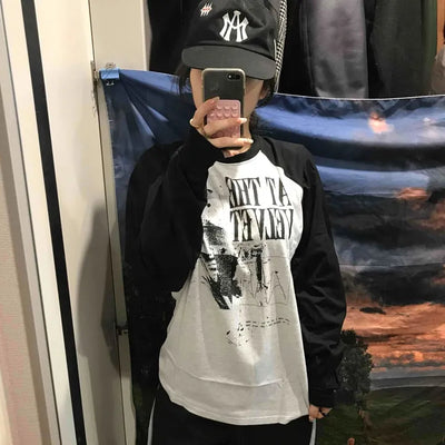 Vintage Lettering Raglan Color Block Long Sleeve Tee