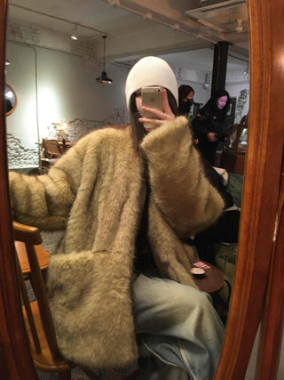 Large Collar Open-Type Voluminous Sleeve Long Fur Coat