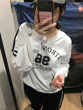 Strongest Lettering 88 V-Neck Sweatshirt