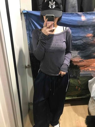 Lettering Slim Fit Off-Shoulder Long Sleeve T-shirt
