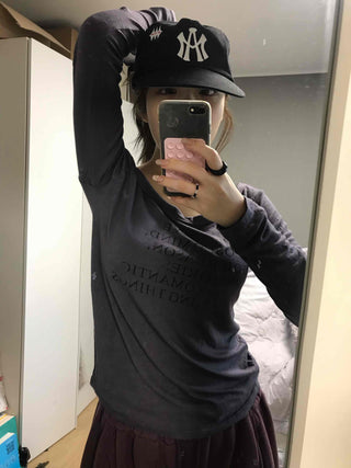 Lettering Slim Fit Off-Shoulder Long Sleeve T-shirt