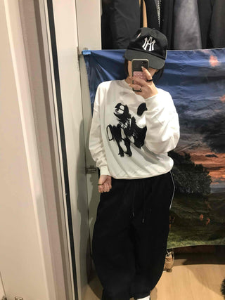 Street Brush Artwork Oversized Sweatshirt