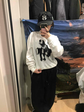 Street Brush Artwork Oversized Sweatshirt