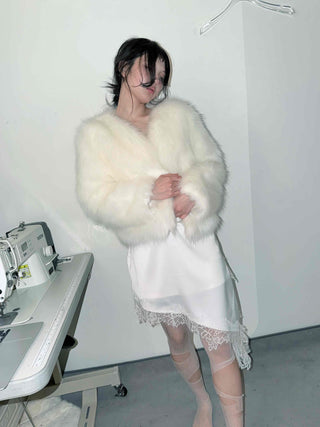 Airy Fluffy Feather Shoulderless Bolero Jacket