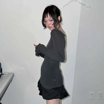 Side Slit Round Neck Balanced Fit Ribbed Long Sleeve T-shirt