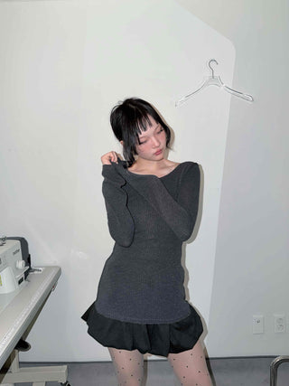 Side Slit Round Neck Balanced Fit Ribbed Long Sleeve T-shirt