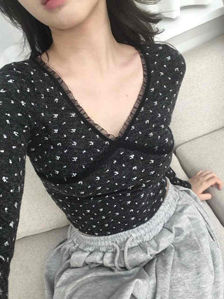 Mini heart pattern puff neck slim cardigan T-shirt
