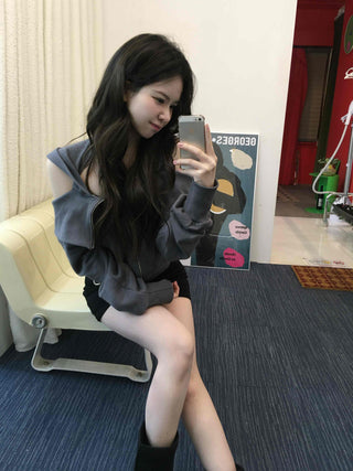 Simple Basic Rolling Mid-Hip Mini Skirt