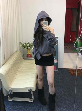 Simple Basic Rolling Mid-Hip Mini Skirt
