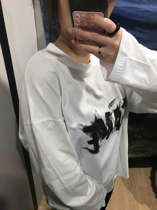 Street Lettering Oversized Round Neck Long Sleeve T-shirt