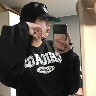 Chicago Vintage Oversized V-Neck Sweatshirt