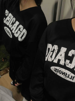 Chicago Vintage Oversized V-Neck Sweatshirt