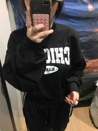 Chicago Vintage Oversized V-Neck Sweatshirt