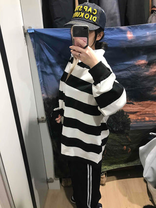 Big Stripe Oversized Collared T-shirt